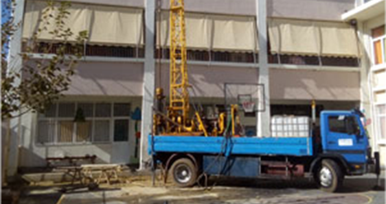 ΕΔΑΦΟΜΗΧΑΝΙΚΗ